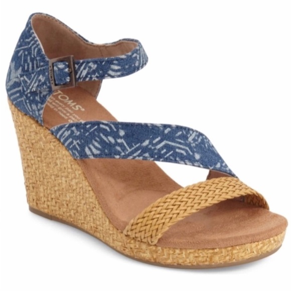 TOMS Blue Batik Clarissa Boho Wedge Sandals | Size 8 - Picture 1 of 14